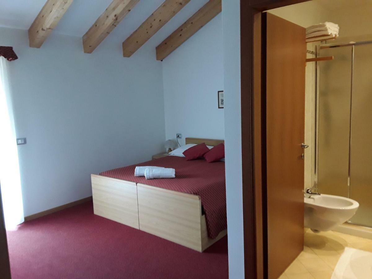 Hotel Bellaria Levico Terme Exteriör bild
